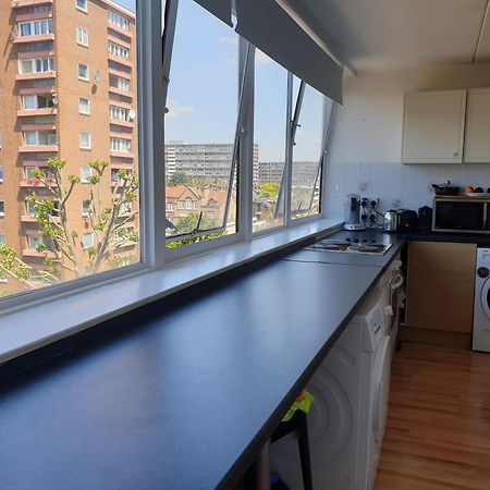 Double Room In Private Apartment Londres Exterior foto