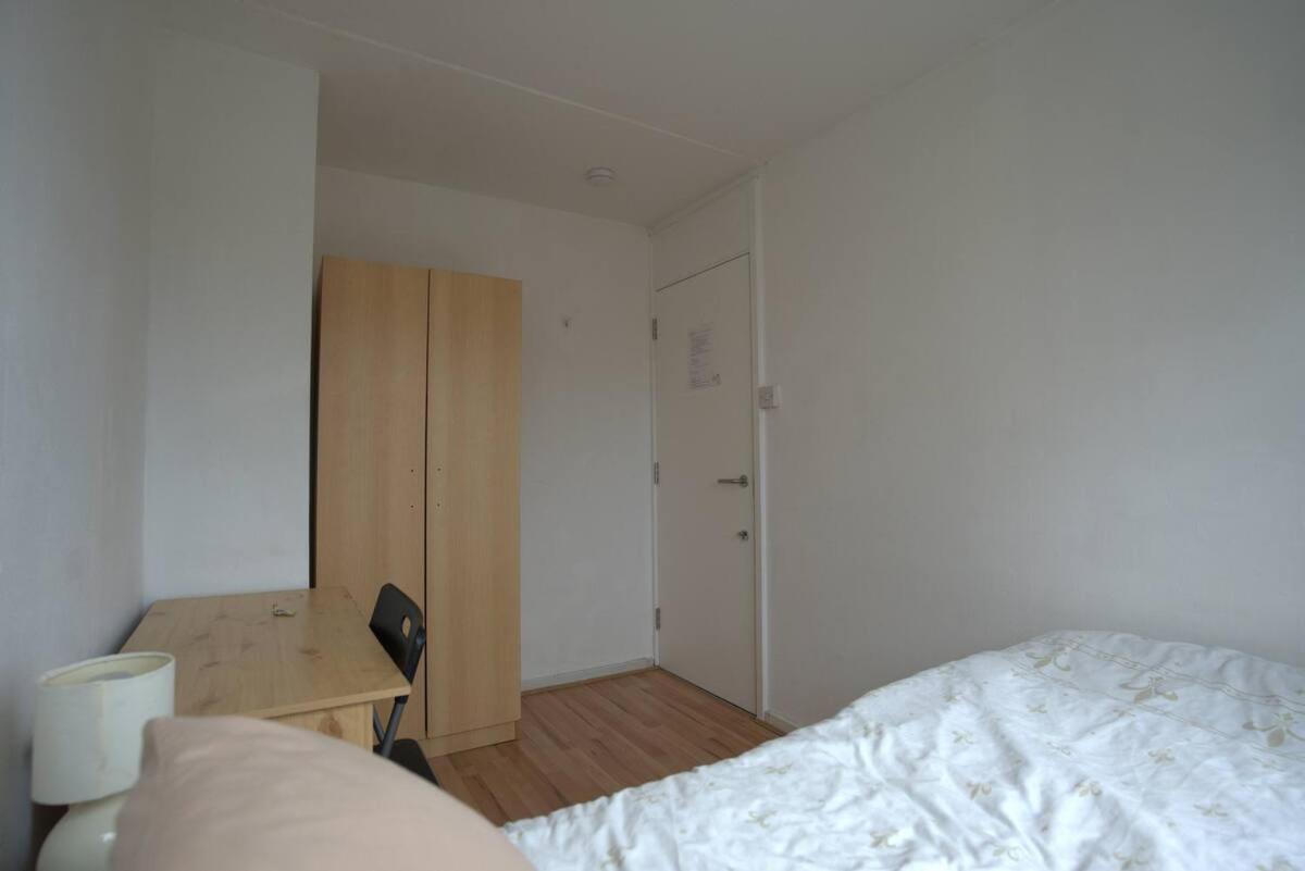 Double Room In Private Apartment Londres Exterior foto